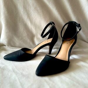 Black heels